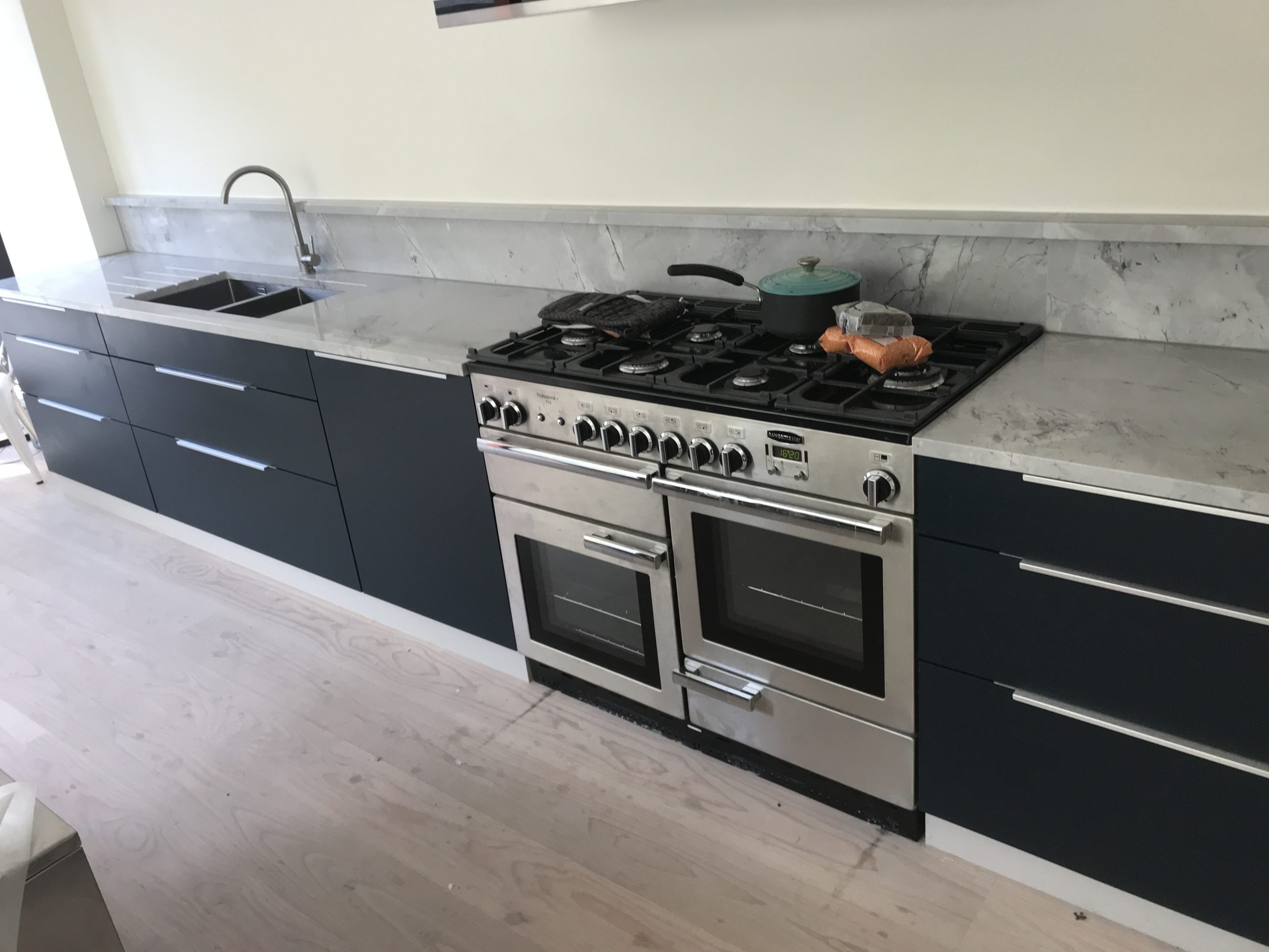 BRIXTON KITCHEN